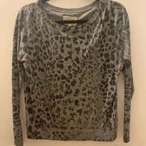 Current/Elliot distressed leopard gray Long sleeve top (Current Elliot)